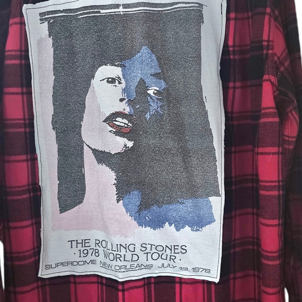 XL Red Flannel Shirt With ROLLONG STONES Graphic Tee Shirt On The Back